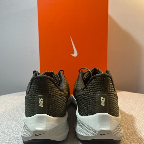 Nike Air Zoom Pegasus 39 Cargo Khaki Running Men's Shoe Size 11.5 DH4071-300 - Picture 6 of 11